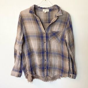 Cloth & Stone Blue and Tan Plaid Button Down Shirt